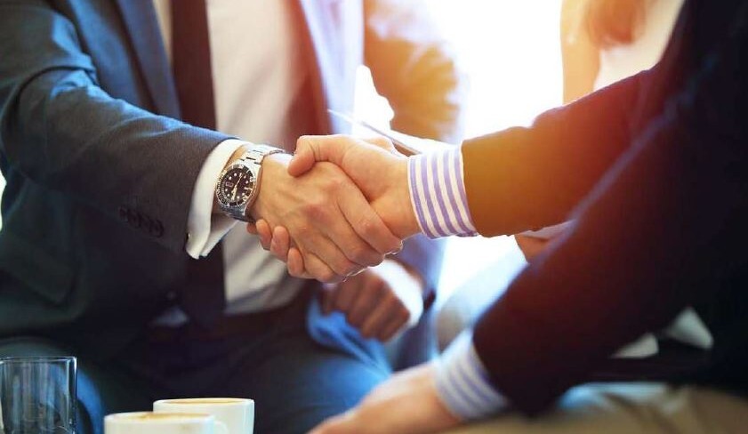 Hand shake poise